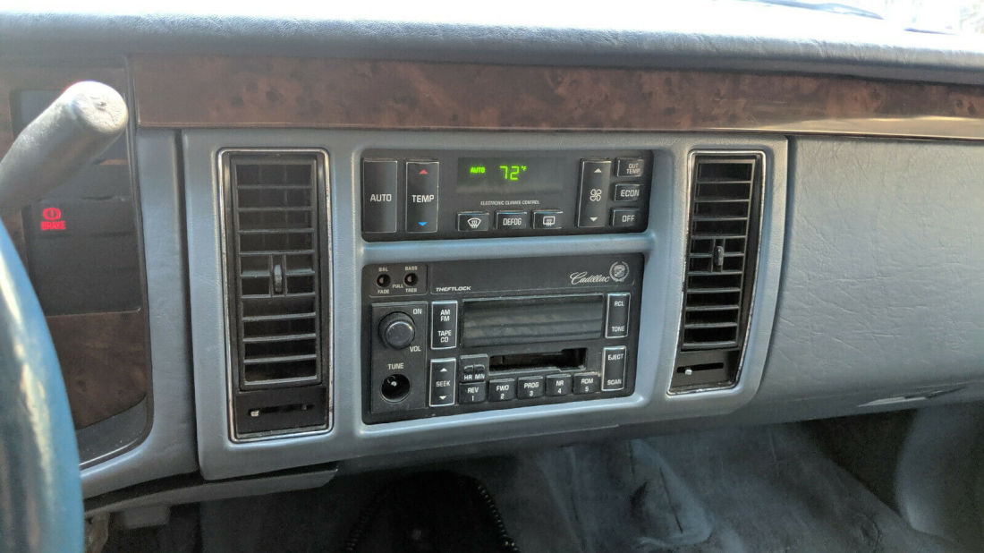 1994 Cadillac Fleetwood Stretch - photo 9