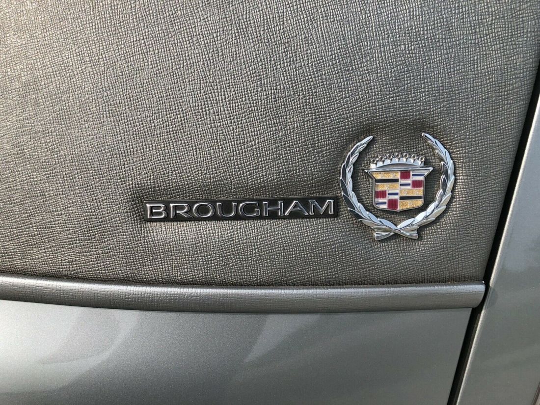 1994 Cadillac Fleetwood BASE - photo 11