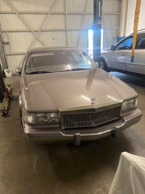 1994 Cadillac Fleetwood Brougham - photo 2