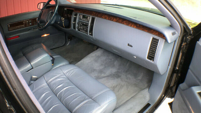 1994 Cadillac Fleetwood Limo - photo 12