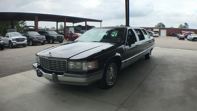 1994 Cadillac Fleetwood Limo - photo 7
