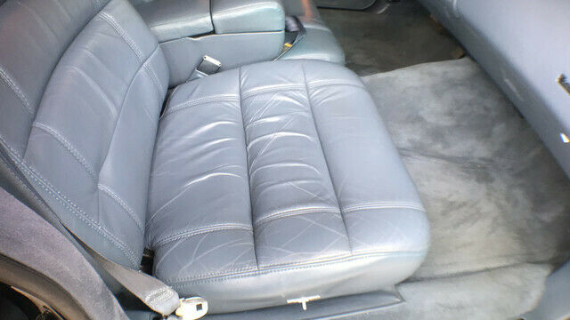 1994 Cadillac Fleetwood Limo - photo 9
