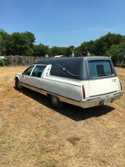 1994 Cadillac Fleetwood - photo 3
