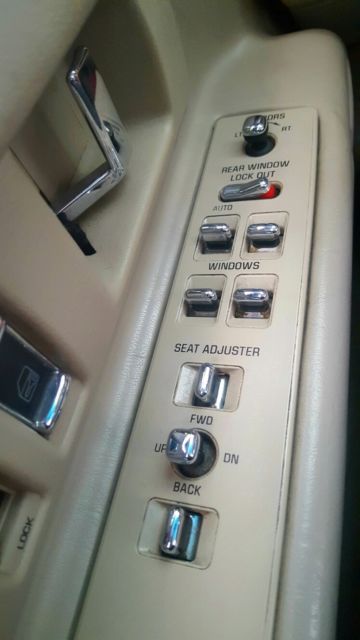 1994 Cadillac DeVille - photo 6