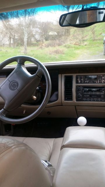 1994 Cadillac Fleetwood brougham - photo 2