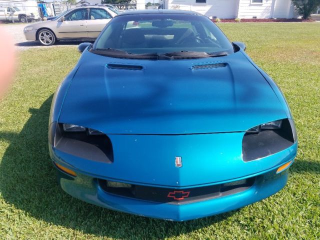 1994 Chevrolet Camaro Z28 automatic with TTops - photo 3