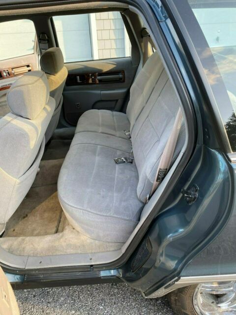 1994 Chevrolet Caprice LS - photo 10