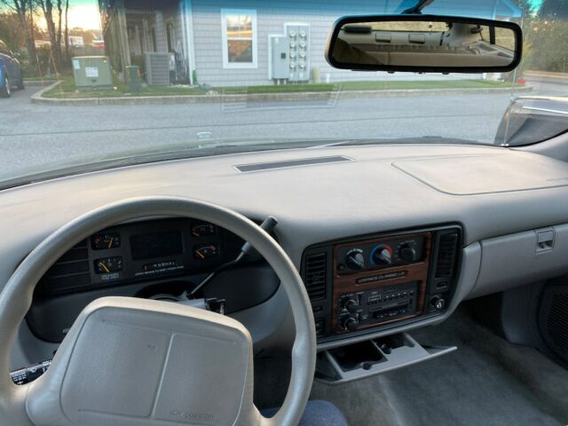 1994 Chevrolet Caprice LS - photo 12