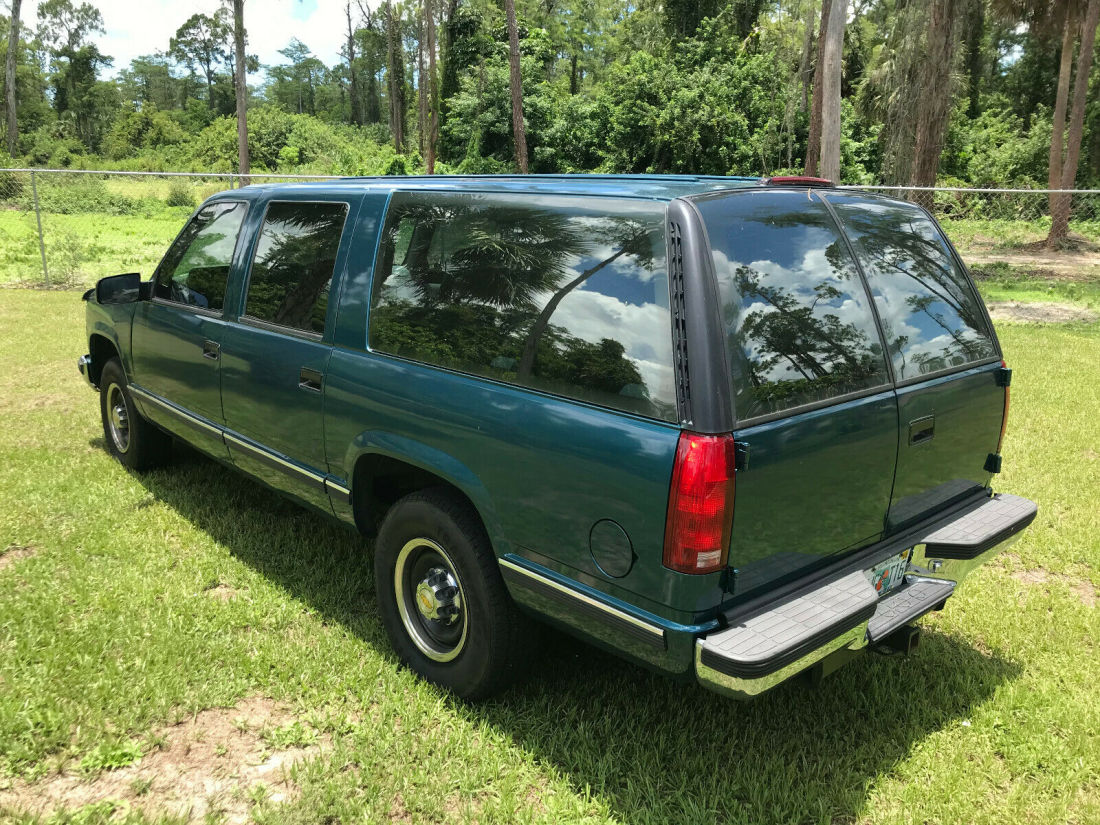 1994 Chevrolet Suburban - photo 4