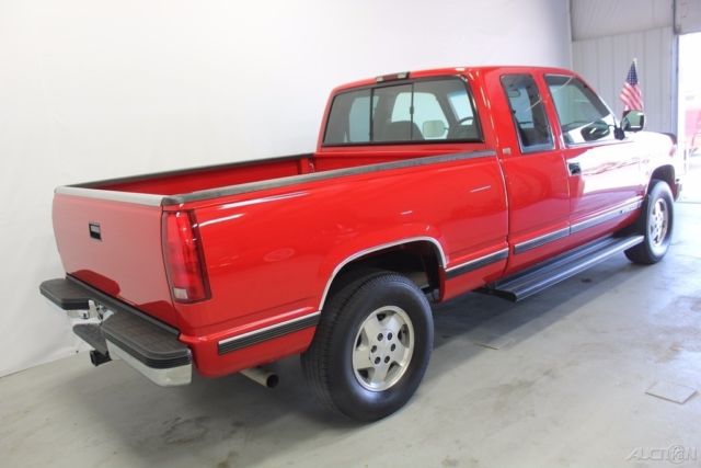 1994 Chevrolet C/K Pickup 1500 Fleetside - photo 2