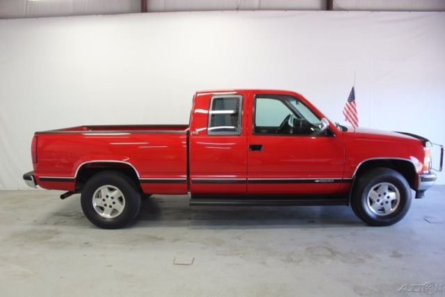 1994 Chevrolet C/K Pickup 1500 Fleetside - photo 3