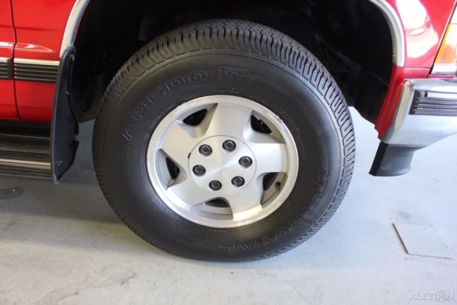 1994 Chevrolet C/K Pickup 1500 Fleetside - photo 5