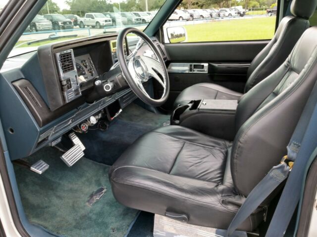 1994 Chevrolet C/K Pickup 1500 - photo 10