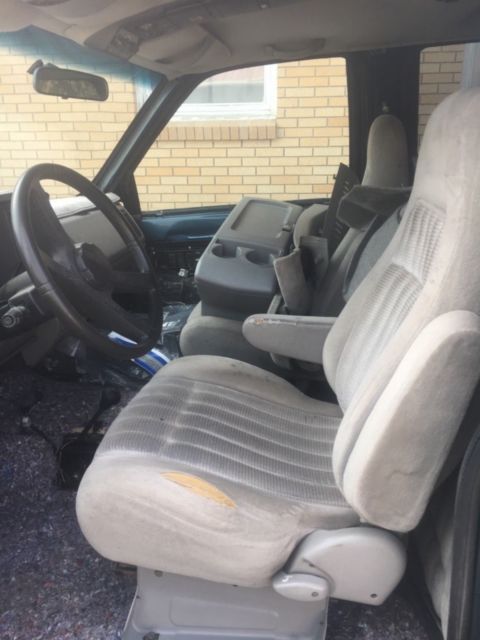 1994 Chevrolet 1500 suburban 1994 Chevrolet Silverado 1500