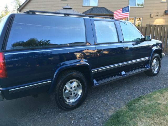1994 Chevrolet Suburban - photo 2