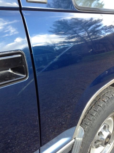 1994 Chevrolet Suburban LS - photo 9