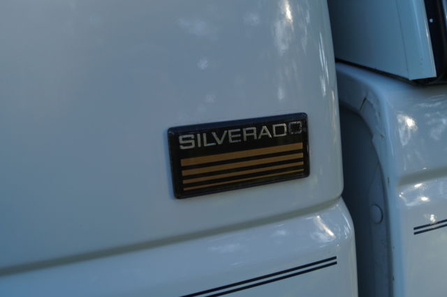 1994 Chevrolet C/K Pickup 2500 - photo 9