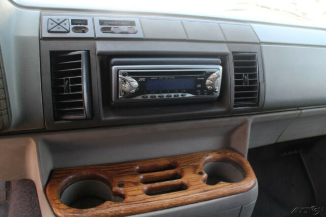 1994 Chevrolet Astro - photo 12