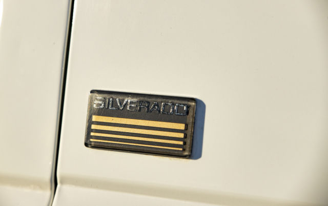 1994 Chevrolet Blazer SILVERADO 1500 5.7L FI 4WD EXCEPTIONAL ORIGINAL - photo 4