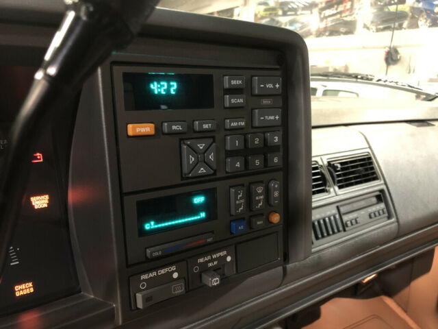 1994 Chevrolet Blazer K5 Sport, 4x4 - 86k Miles, Exceptional Condition - photo 11