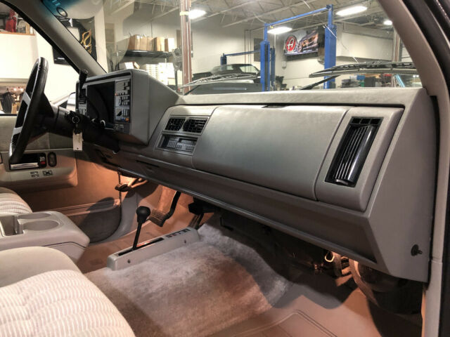 1994 Chevrolet Blazer K5 Sport, 4x4 - 86k Miles, Exceptional Condition - photo 12