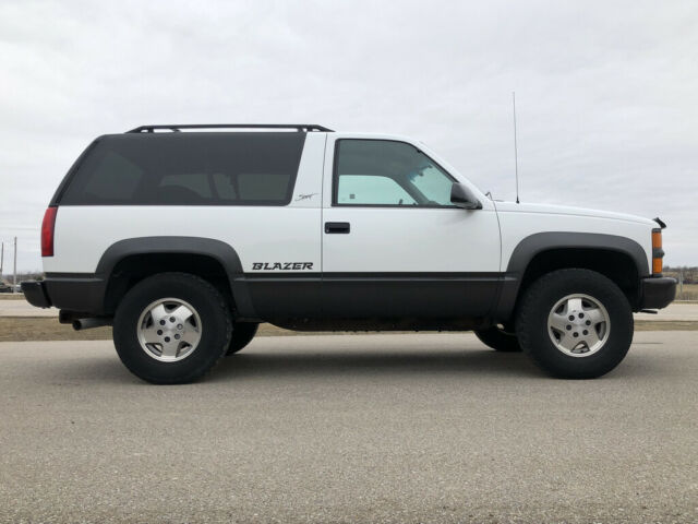 1994 Chevrolet Blazer K5 Sport, 4x4 - 86k Miles, Exceptional Condition - photo 7