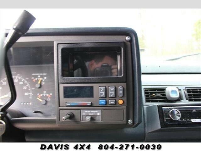 1994 Chevrolet Blazer Tahoe 4X4 - photo 9