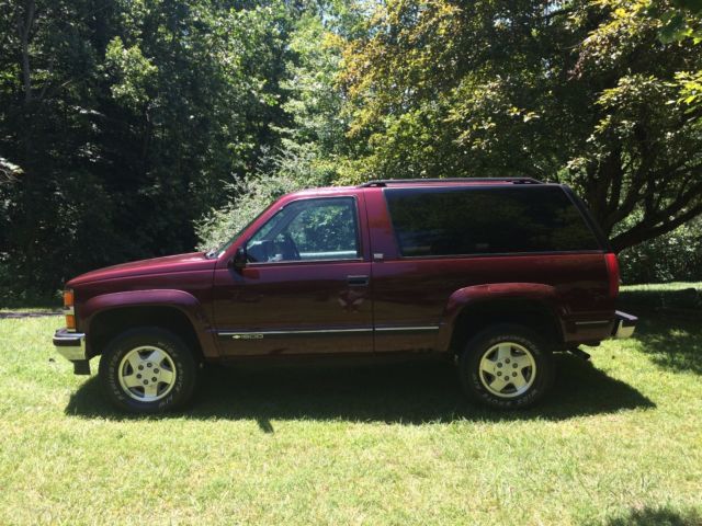 1994 Chevrolet Blazer / Tahoe SUV 4WD K1500 1994 Chevrolet Blazer