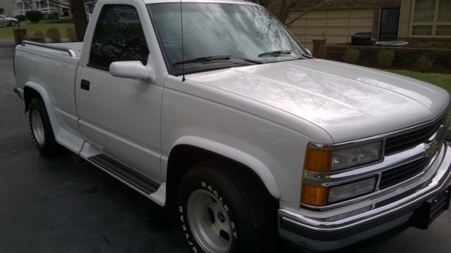 1994 Chevrolet C/K Pickup 1500 - photo 3