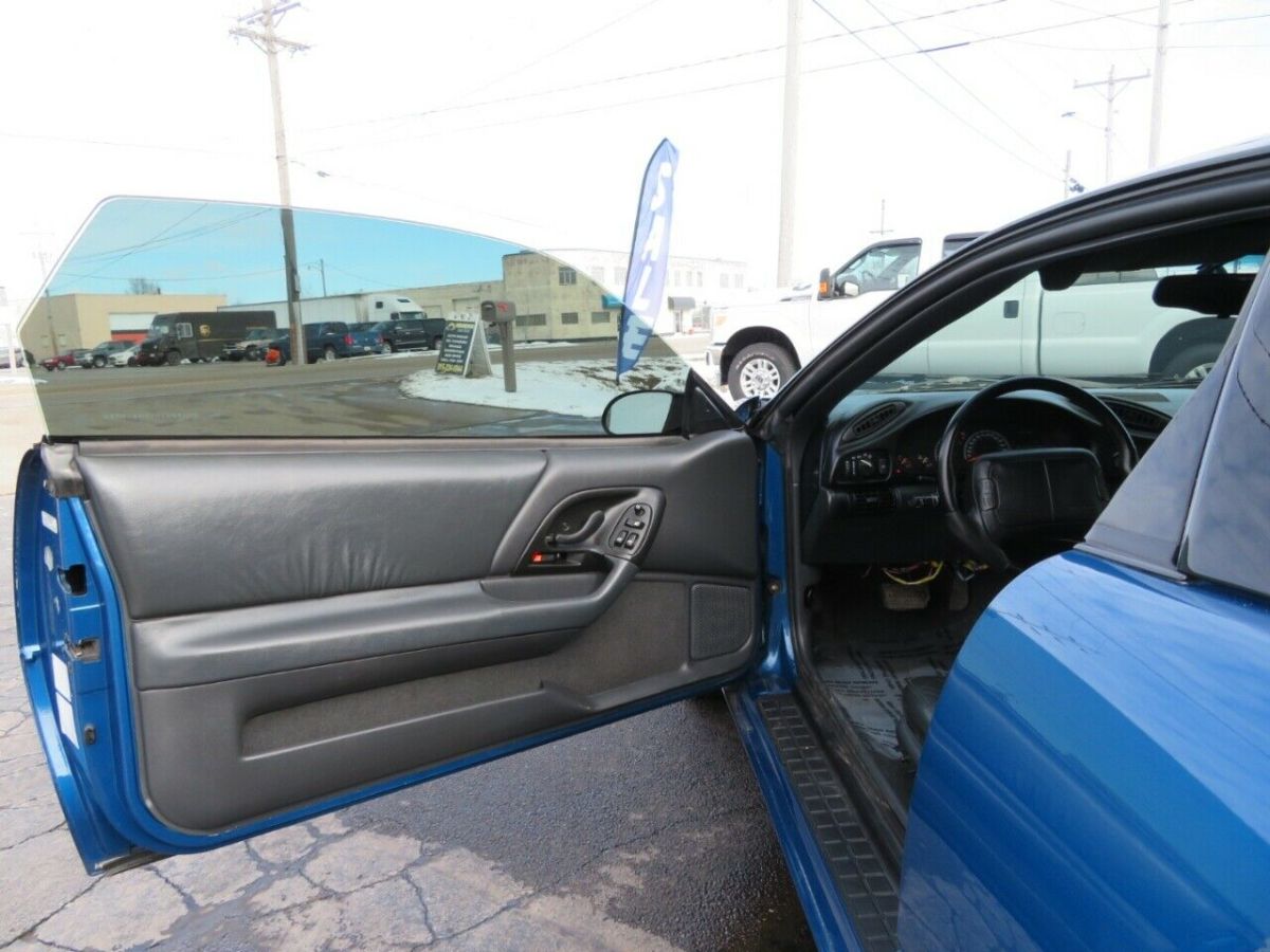 1994 Chevrolet Camaro Z28 Coupe - photo 10