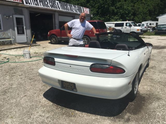 1994 Chevrolet Camaro - photo 4