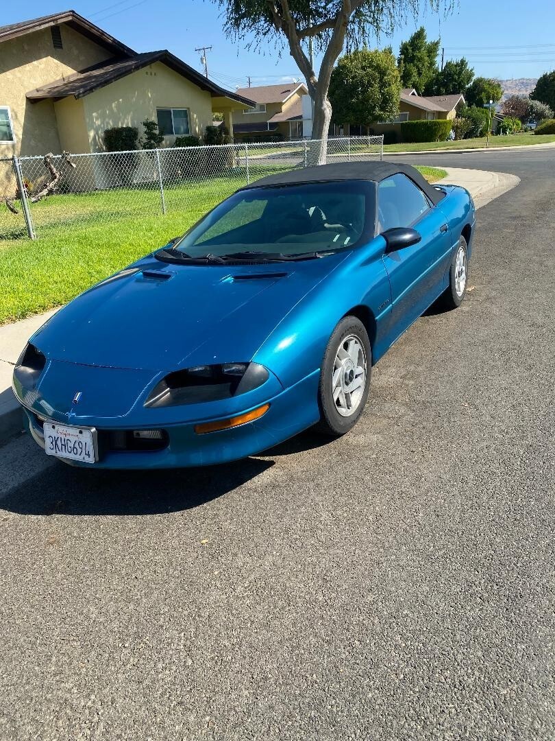 1994 Chevrolet Camaro - photo 2
