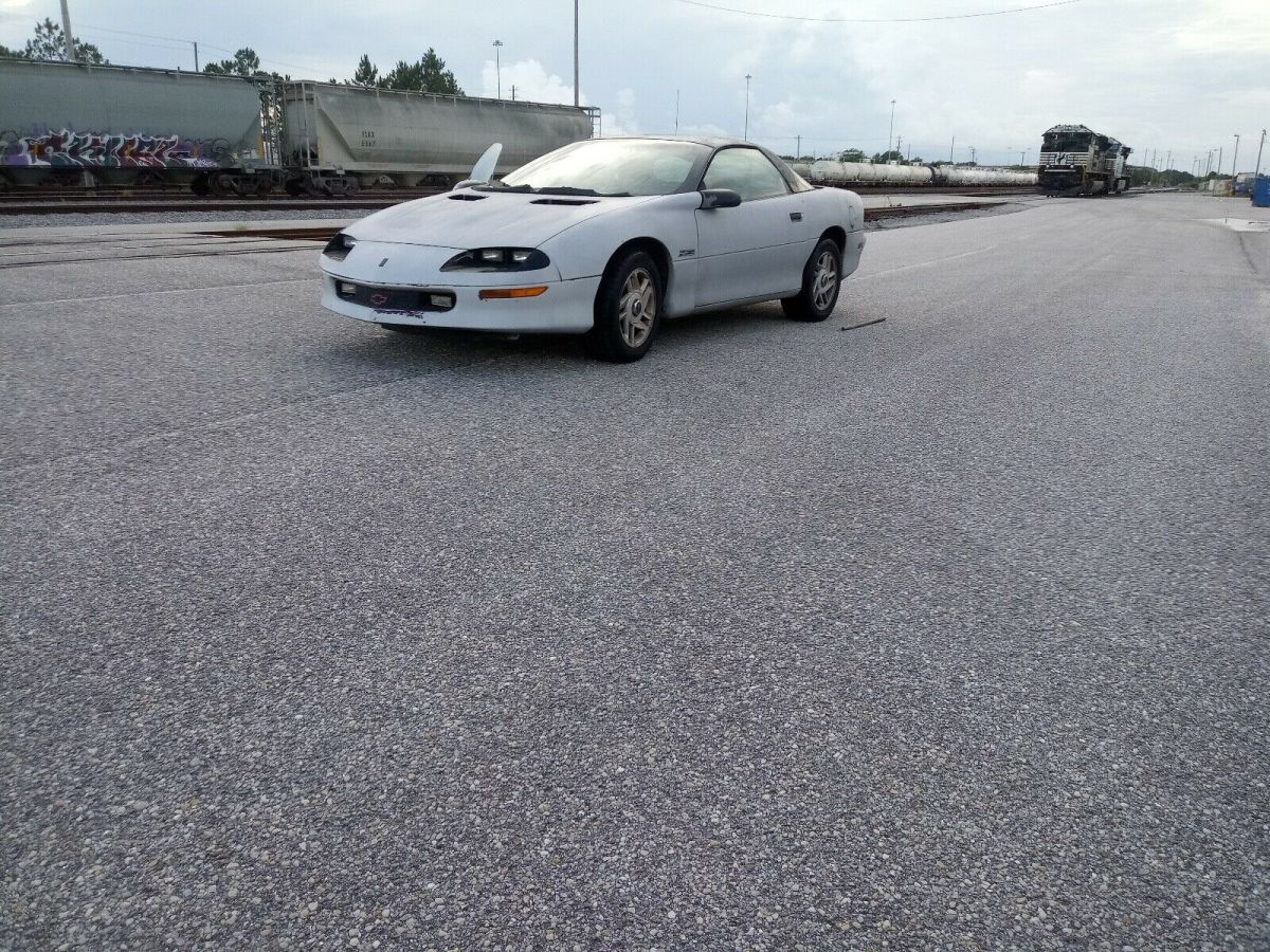 1994 Chevrolet Camaro Z28 - photo 2