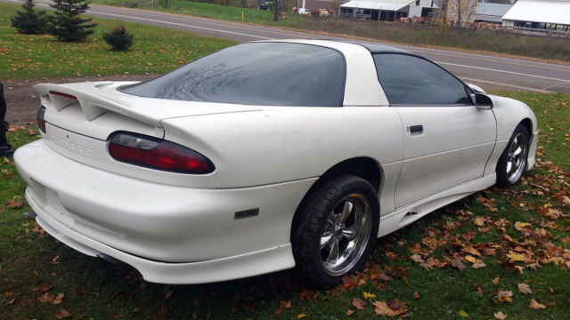 1994 Chevrolet Camaro LT4 SLP V8 330hp Coupe T-tops Z28 - photo 3
