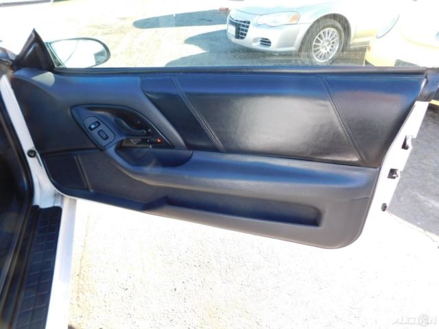 1994 Chevrolet Camaro Base Convertible 2-Door - photo 12