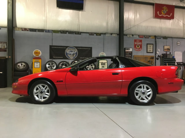 1994 Chevrolet Camaro Z28 Coupe - photo 2