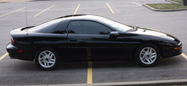 1994 Chevrolet Camaro Z28 Coupe 2-Door - photo 3