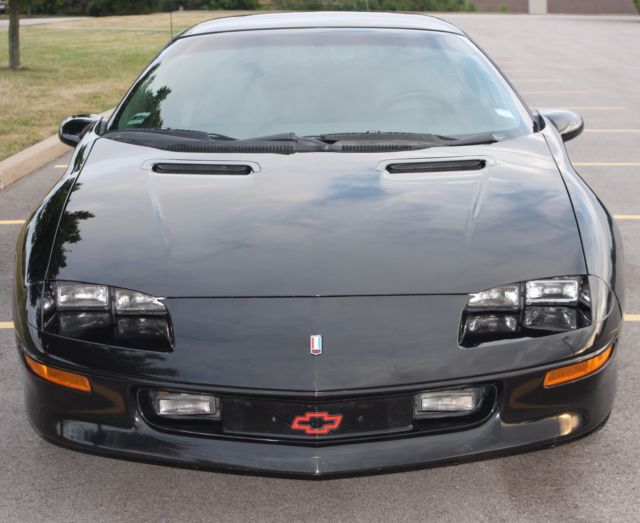 1994 Chevrolet Camaro Z28 Coupe 2-Door - photo 4