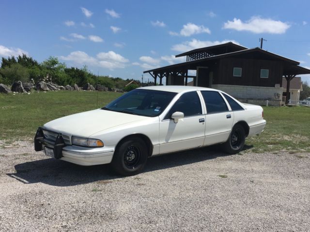 1994 Chevrolet Caprice 9C1 police LT1 1994 Chevrolet Caprice Base