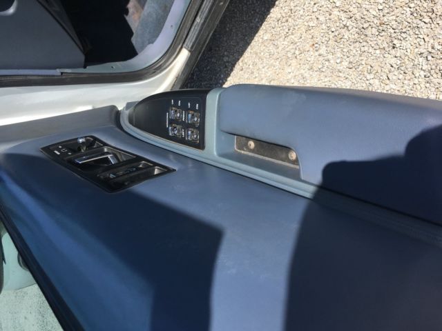 1994 Chevrolet Caprice Base - photo 13