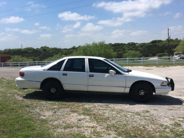 1994 Chevrolet Caprice Base - photo 3