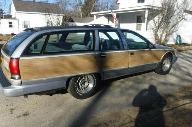 1994 Chevrolet Caprice CAPRICE CLASSIC - photo 2