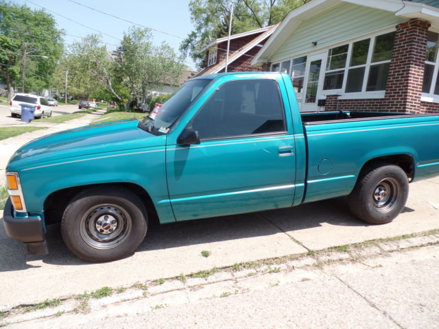 1994 Chevrolet Chevy 1500 Standard Cab Short Bed 2WD 1994 Chevrolet C/K Pickup 1500