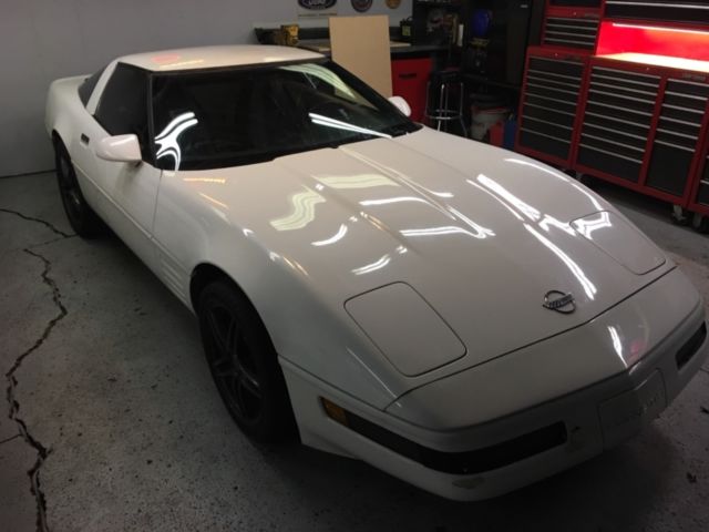 1994 Chevrolet Chevy Corvette Base LT1 Automatic 1994 Chevrolet Corvette