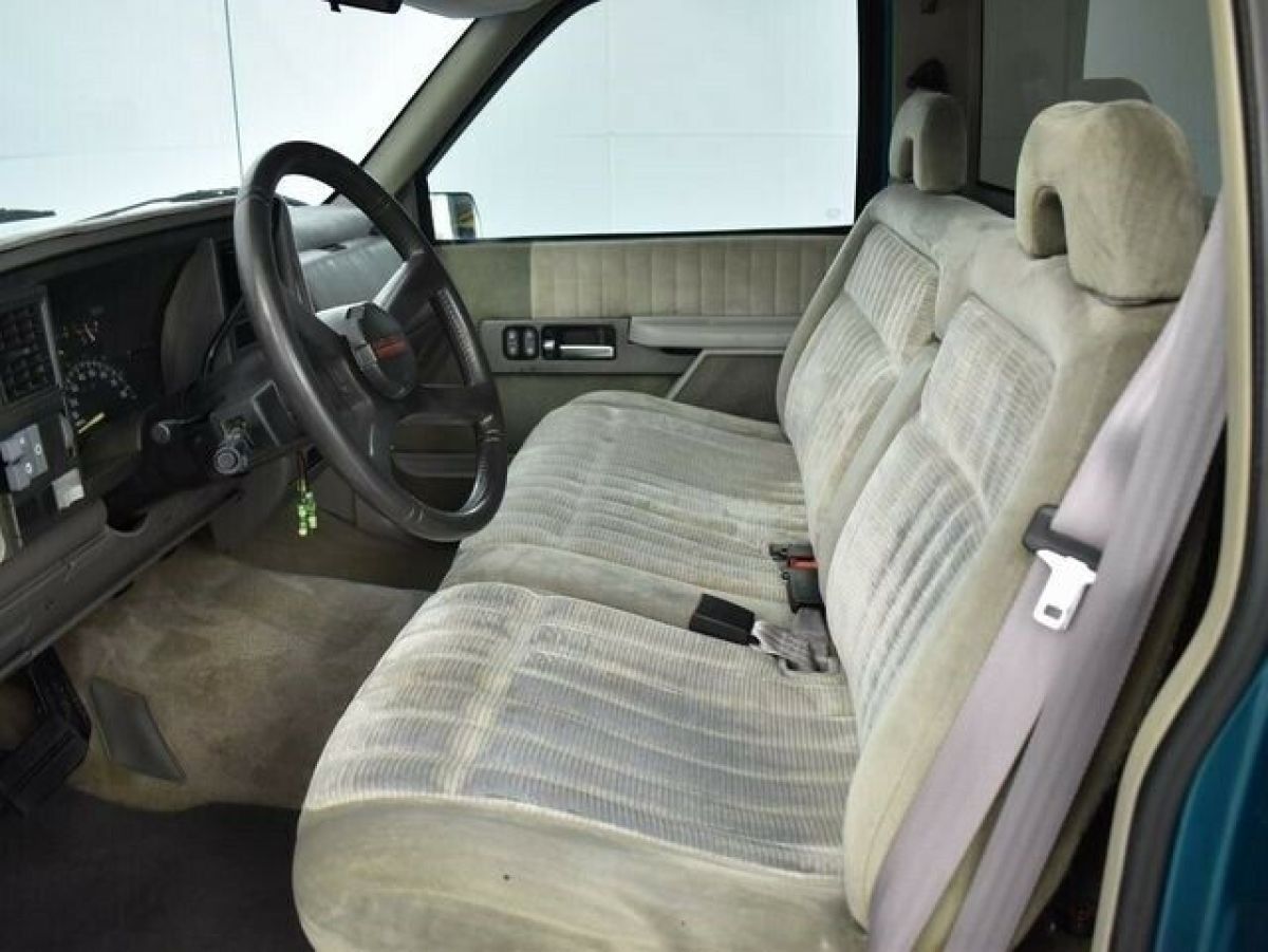 1994 Chevrolet C/K Pickup 1500 - photo 10