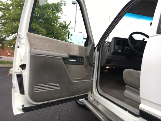 1994 Chevrolet C/K Pickup 1500 SILVERAO - photo 10