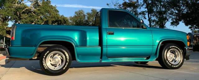 1994 Chevrolet C/K Pickup 1500 4X2 2dr Regular Cab - photo 11