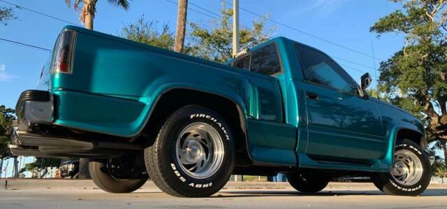 1994 Chevrolet C/K Pickup 1500 4X2 2dr Regular Cab - photo 6