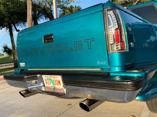 1994 Chevrolet C/K Pickup 1500 4X2 2dr Regular Cab - photo 7