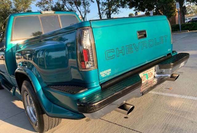 1994 Chevrolet C/K Pickup 1500 4X2 2dr Regular Cab - photo 8